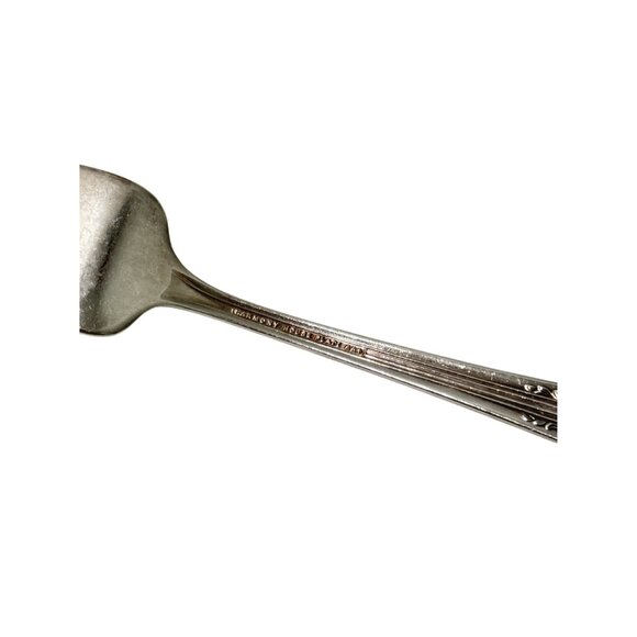 Wallace Silverplate Harmony House 6 CLASSIC FILIGREE 6-1/4" Salad Forks - Picture 3 of 4